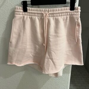 Aritzia TNA cozy boyfriend fleece short pink